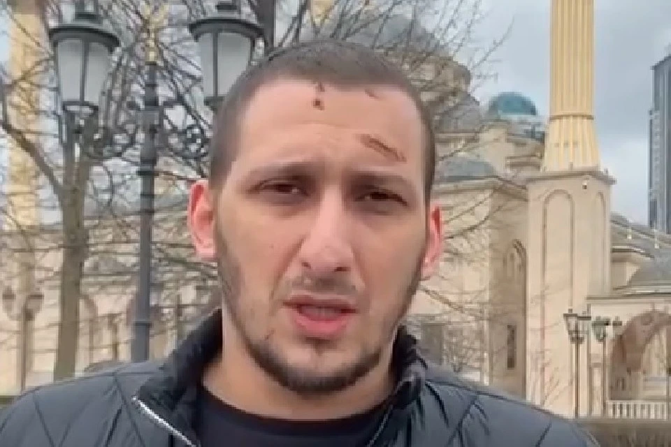 Виновник ДТП записал видеообращение из Чечни.
