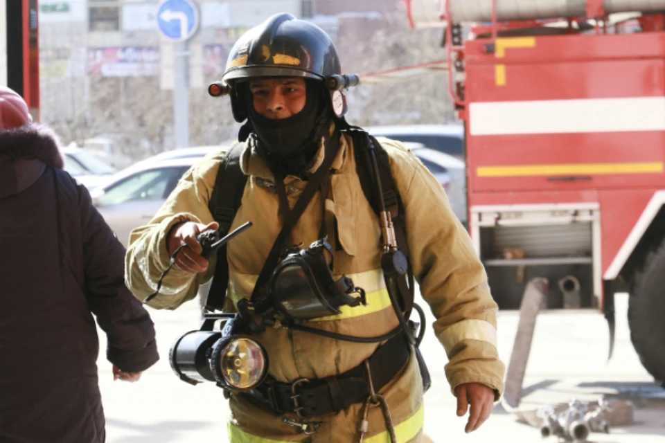 Пожар в доме в Комсомольске-на-Амуре: огонь унес жизни четверых человек