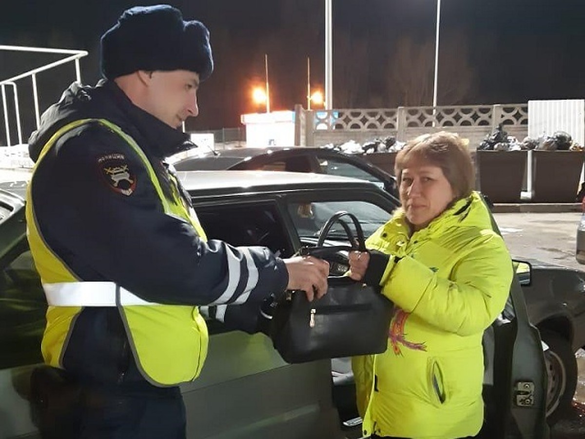 В Татарстане сотрудники ГИБДД устроили погоню за женщиной, чтобы вернуть ей  сумку - KP.RU