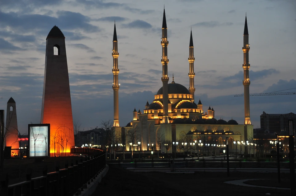 «Сердце Чечни» — мечеть, возведённая уже после окончания войны стала одним из символов республики