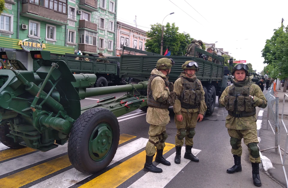 Военные готовы к празднику.