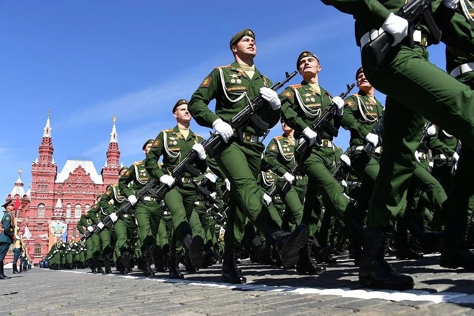 Солдаты на параде картинка для детей