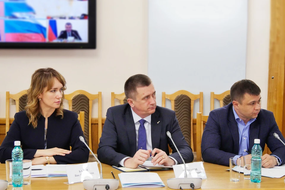 Системообразующее электросетевое предприятие Новосибирской области на совещании представляла Яна Николаевна Балан - генеральный директор АО «РЭС».
