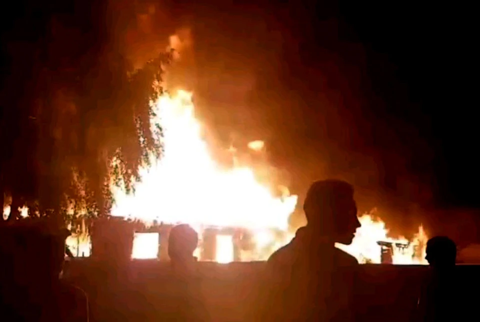 Пока конфликт в Чемодановке расследуют в СК, в соседнем селе сгорел жилой дом.