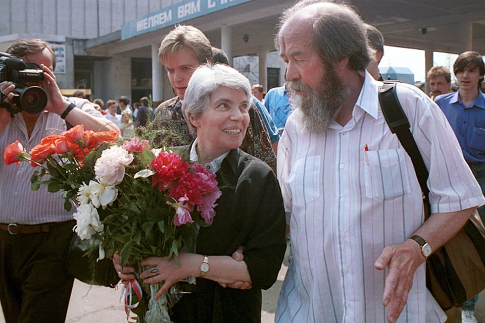 Александр Солженицын с женой вернулись в Россию в 1994 году
