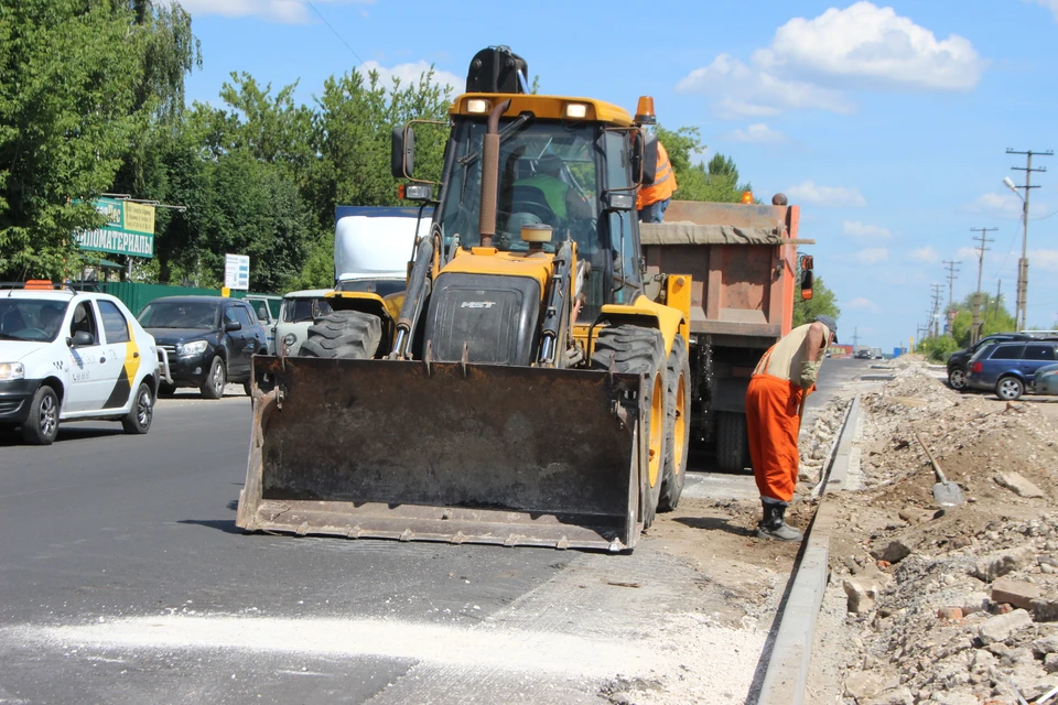 Областные власти в этом году практически прекратили софинансировать ремонт дорог во Владимире, и мэрия проводит их целиком за счет городского бюджета.
