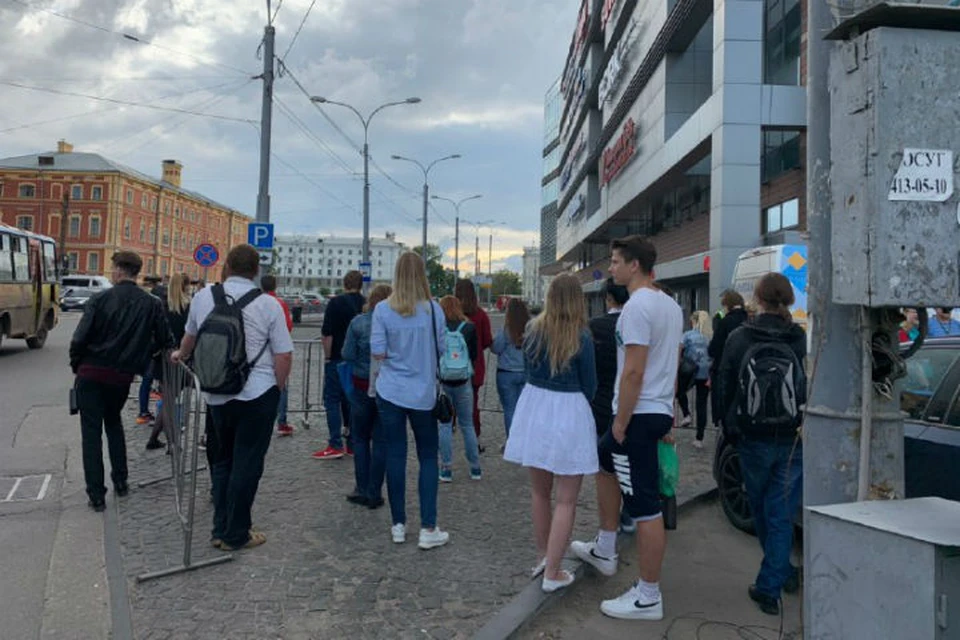 В Нижнем Новгороде эвакуировали ТЦ «Небо».