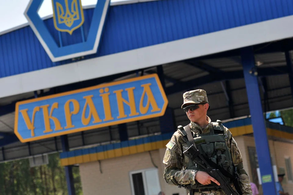 Украина решила усилить контроль на границе с Крымом. Что это значит?