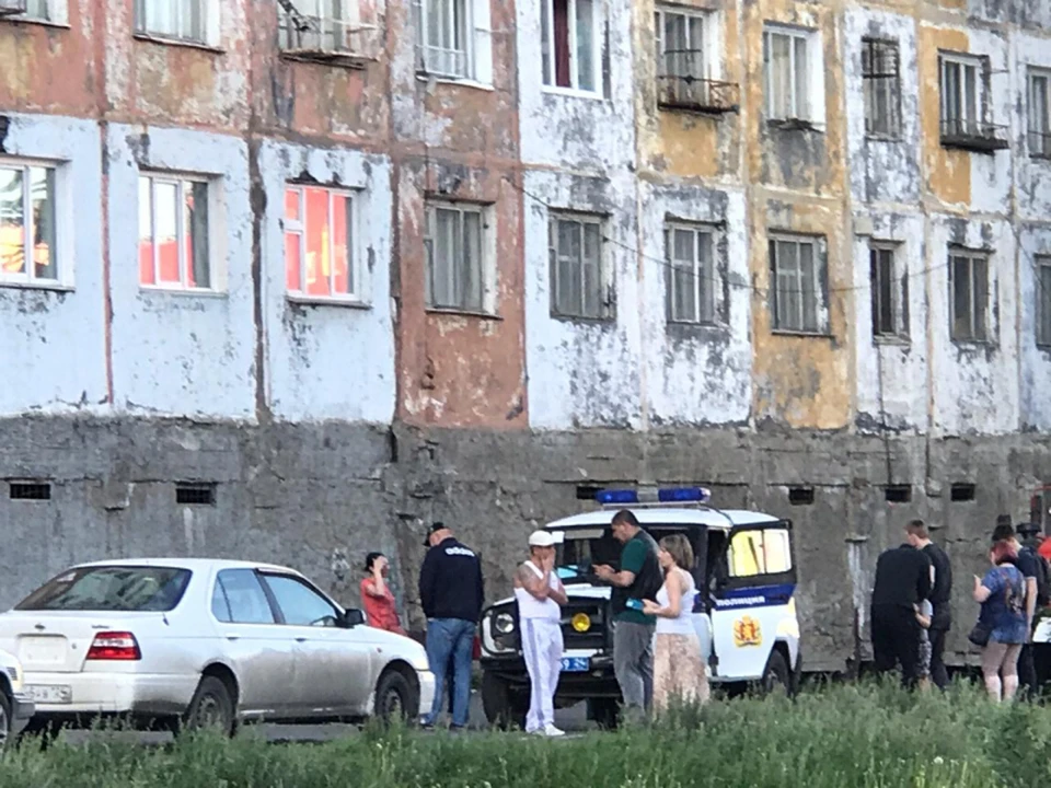 Полицейские спасли из пожара 37 человек Фото: ГУ МВД по Красноярскому краю