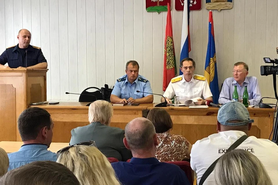 Встреча с работниками завода в Усмани