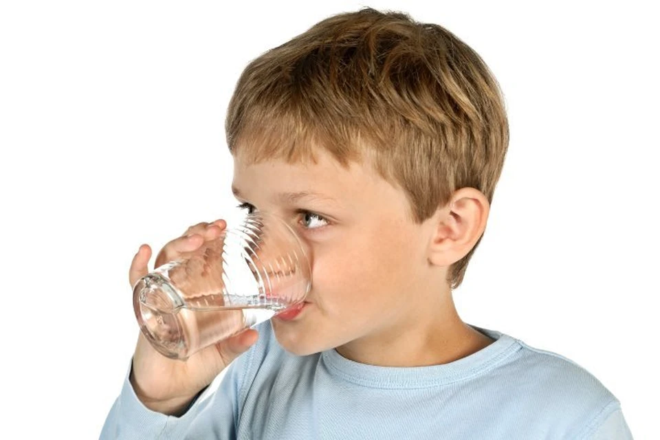 Роскачество оценит качество воды, которая производится для детей