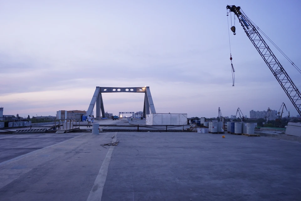 Фрунзенский мост должны открыть для движения уже в сентябре-октябре 2019 года