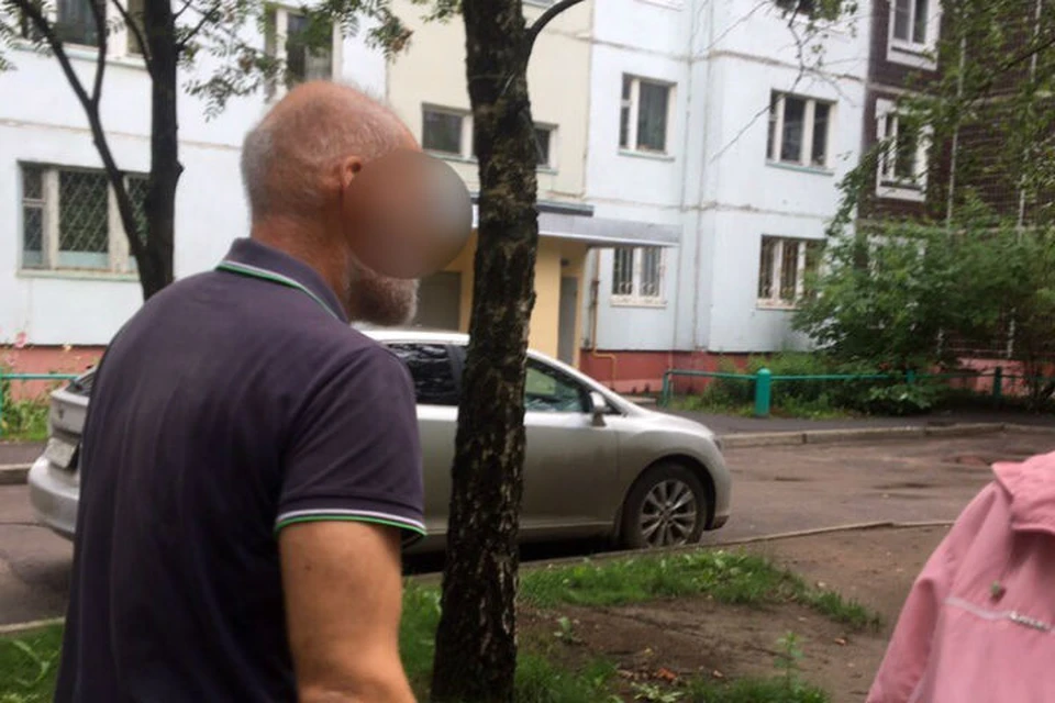 Жительница Ярославля утверждает, что этот мужчина преследует ее уже семь лет. Фото предоставлено дочерью героини публикации.