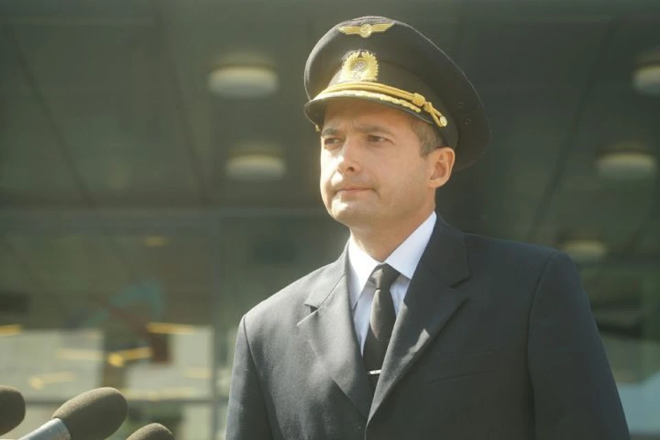 Пилот Дамир Юсупов немногословен и даже очень скромен.