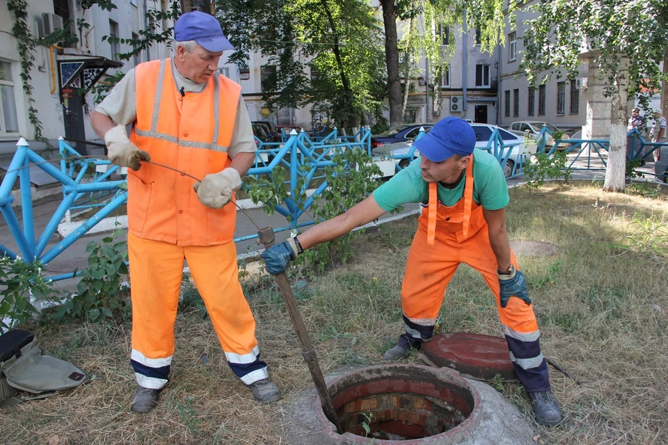 Что москвичи бросают в канализацию