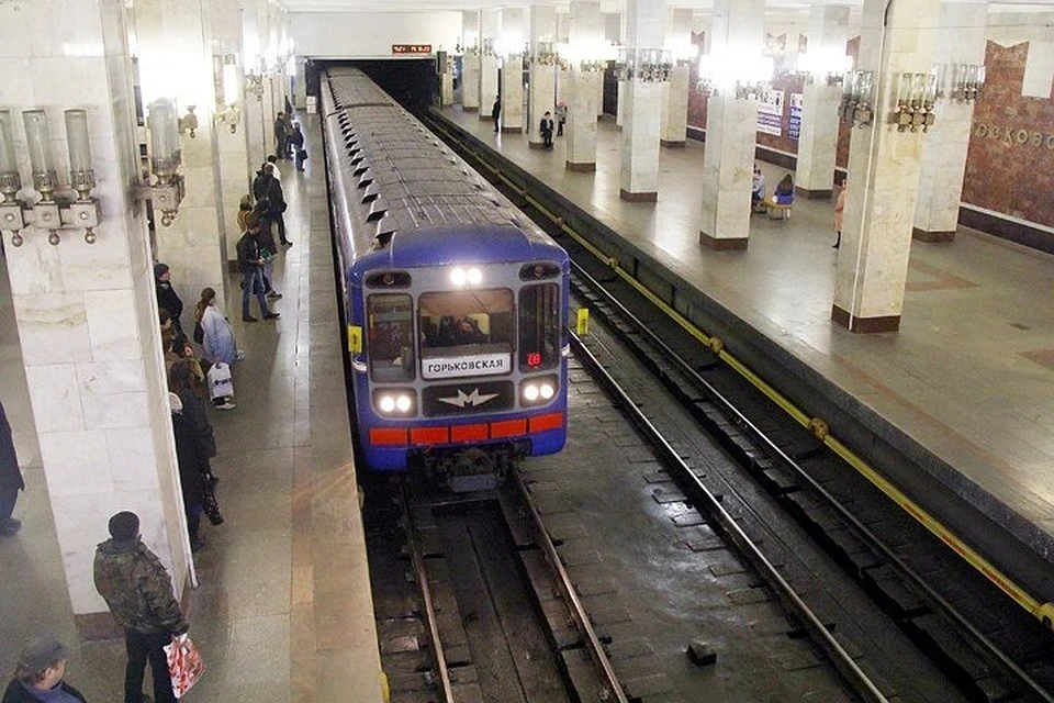 Нижегородский пранкер лег под поезд в метро