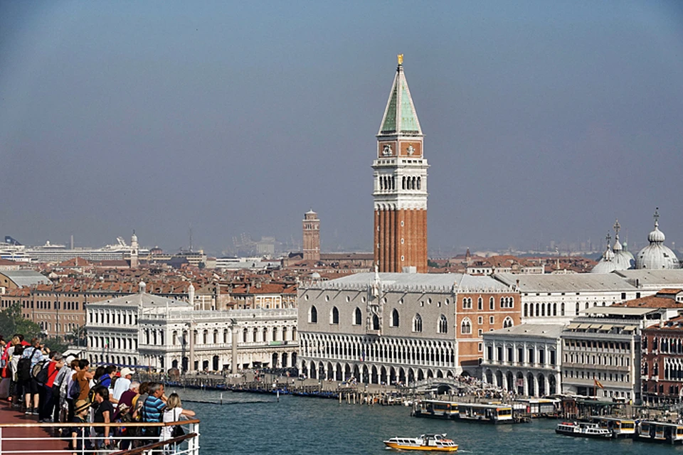 В Венеции собираются создать несколько зон, полностью свободных от курения