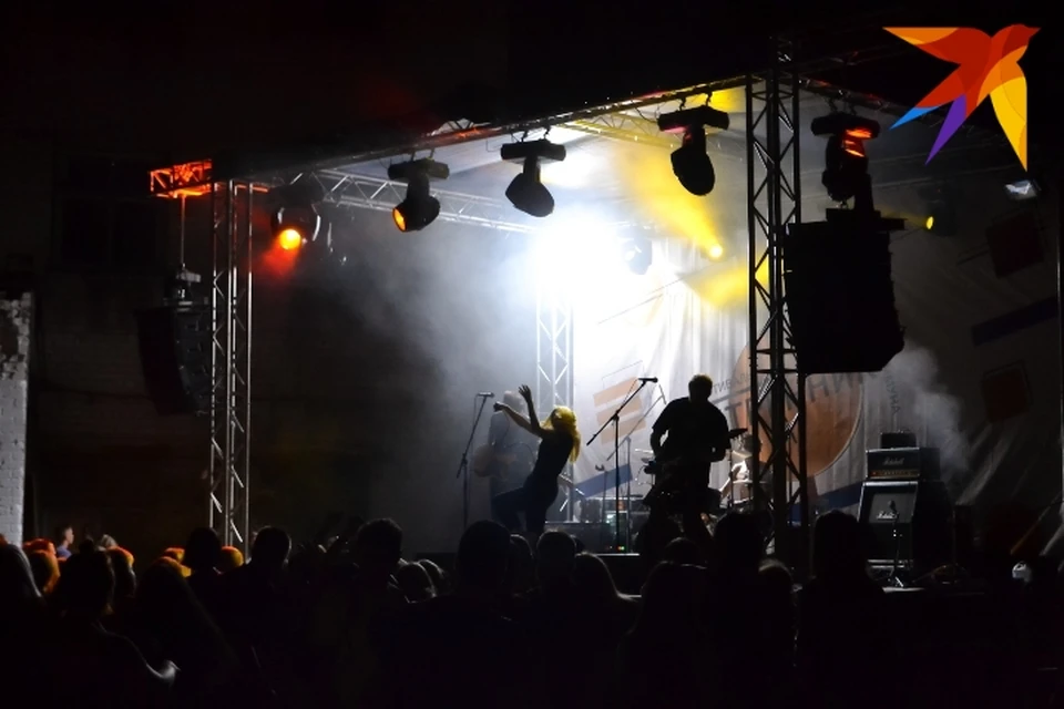 Фото с фестиваля независимой музыки «Утренник».