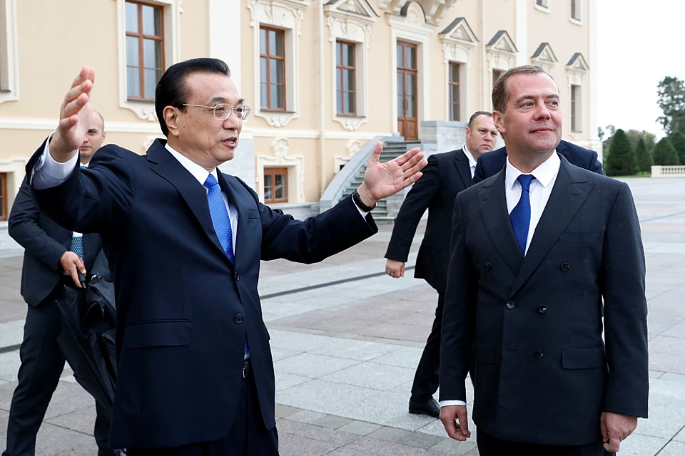 Ли Кэцян заявил, что Китай заинтересован в сотрудничестве с Россией