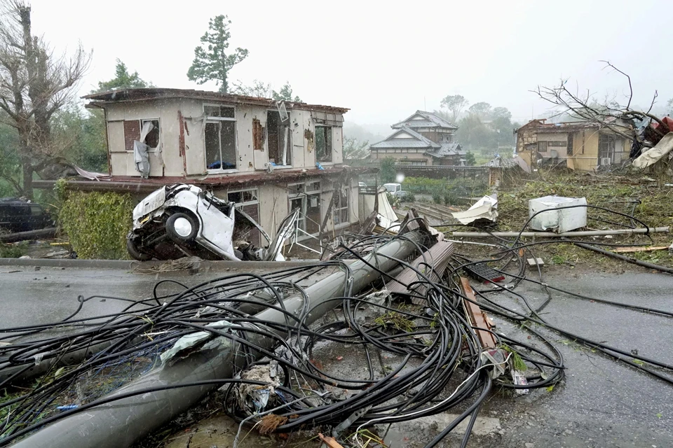 После удара тайфуна Хагибис в Японии без электричества остались 425 тысяч домов