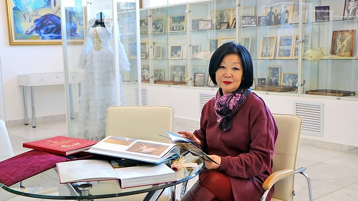 Людмила Хитяеваның жалаңаш суреті Людмила Хитяеваның жалаңаш суреті