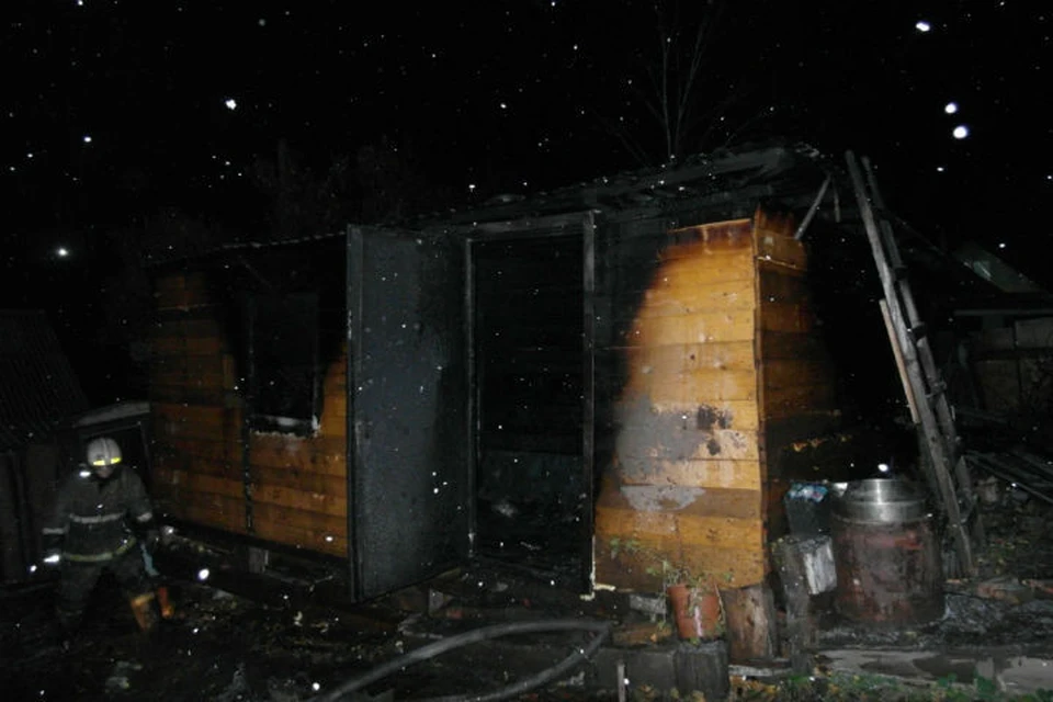 В огне пожара погибли три человека Фото: ГУ МЧС по Красноярскому краю