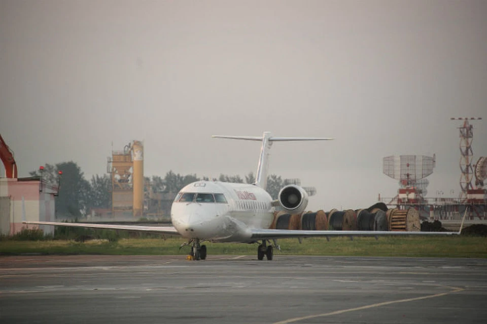 В Екатеринбурге задержали рейс в Сургут из-за сообщения о минировании