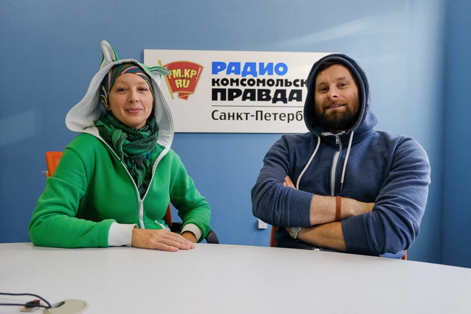 Леда Гарина и Роман Каганович в студии радио «Комсомольская Правда в Петербурге» 92.0 FM