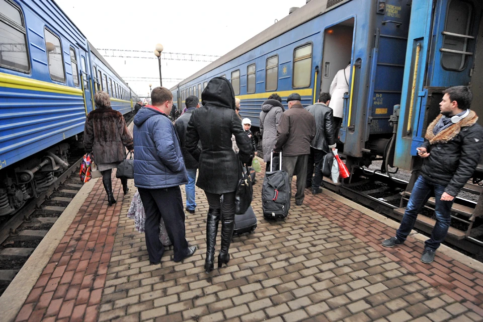 Граждане Украины продолжают покидать страну, чтобы зарабатывать на жизнь за рубежом