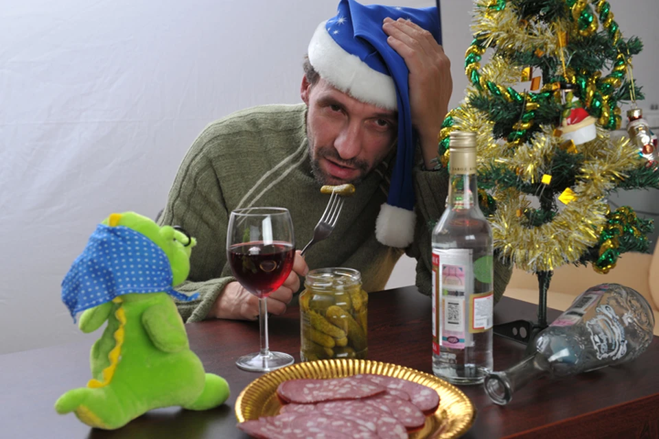 Правда о "новогодней" депрессии и советы психиатра помогут пережить Новый год