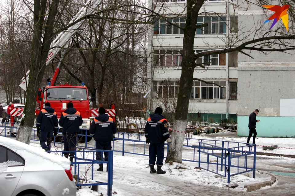 На месте ЧП весь день работали спецслужбы