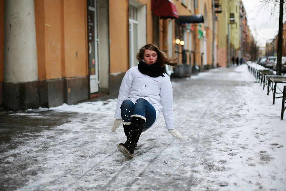 5 января петербуржцев ждет гололед и сильный ветер.