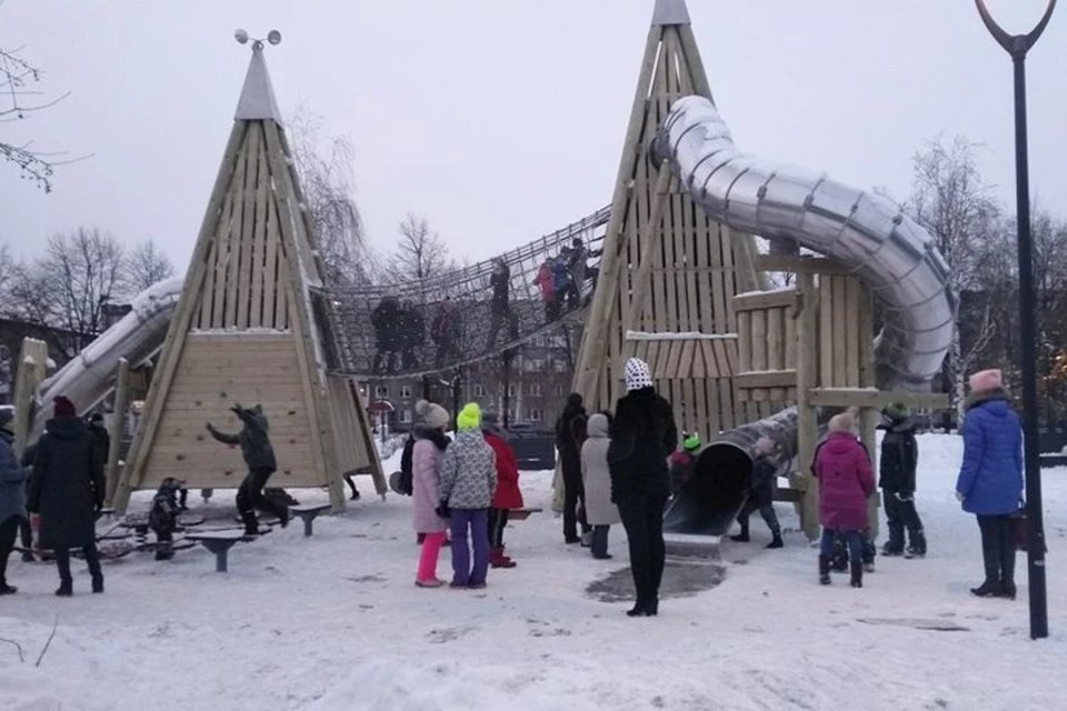 Горка в башне: новый сквер появился в Новокузнецке