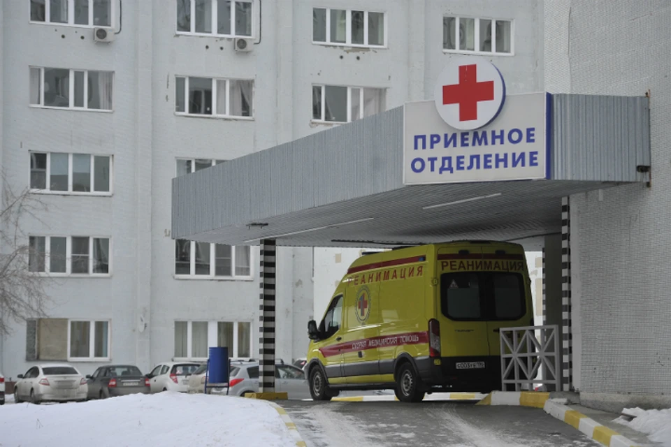 Пострадавшую с тяжкими травмами увезли в больницу, где она умерла спустя несколько часов.