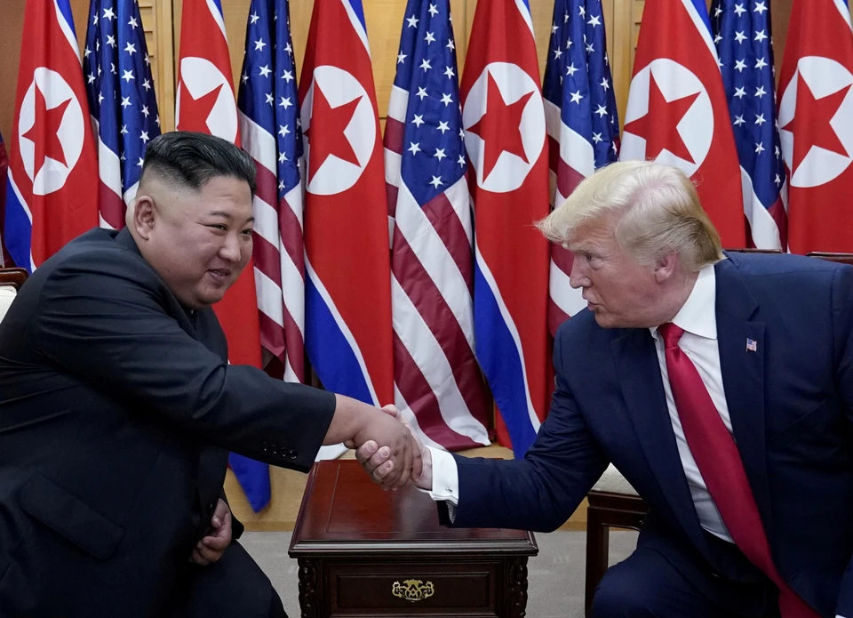 В заявлении о том, что Ким Чен Ын получил поздравление от Трампа не обошлось без острой критики южных соседей