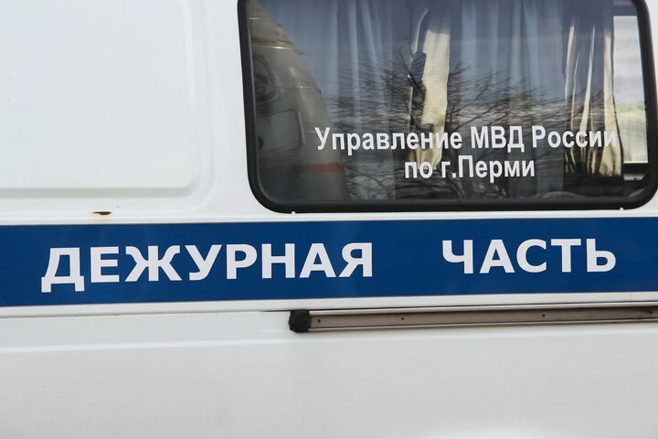 В последний раз, приревновав жену, мужчина устроил скандал, а затем жестоко избил ее