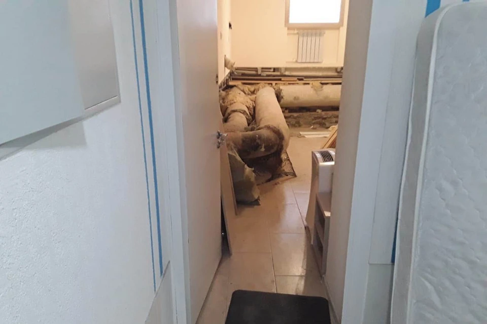 Хостел в подвале с теплосетями прямо под кроватями нашли в Петербурге. Фото: ГУП «ТЭК СПб»