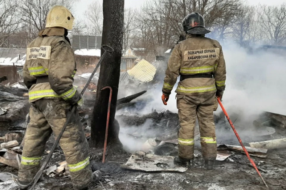 В Хабаровске дачный пожар унес две человеческие жизни