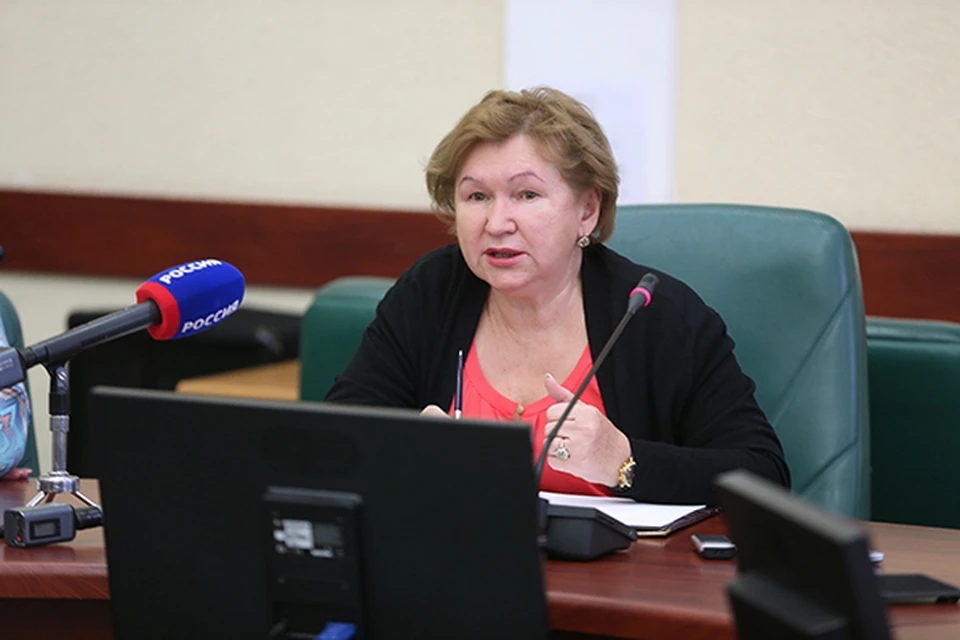 Елена Серая
