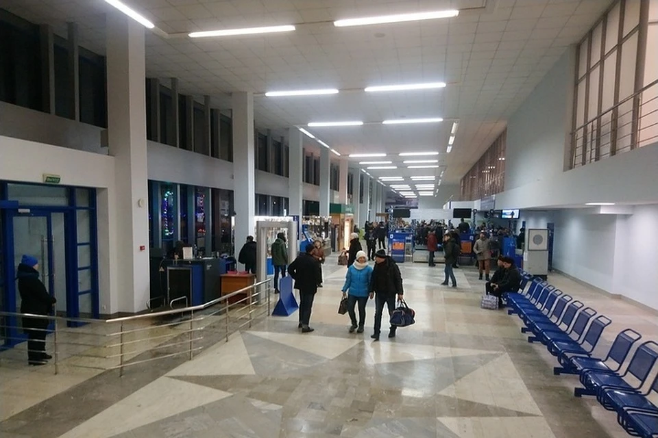 В кузбасских аэропортах обеззараживают воздух из-за опасного коронавируса