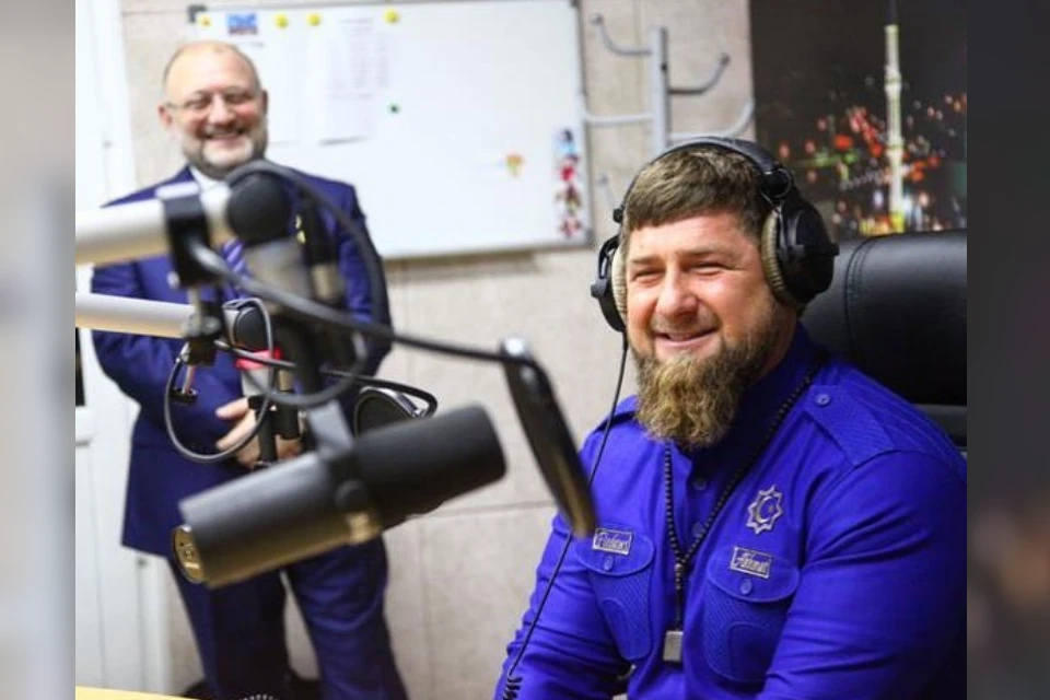Рамзан Кадыров. На заднем плане - Джамбулат Умаров