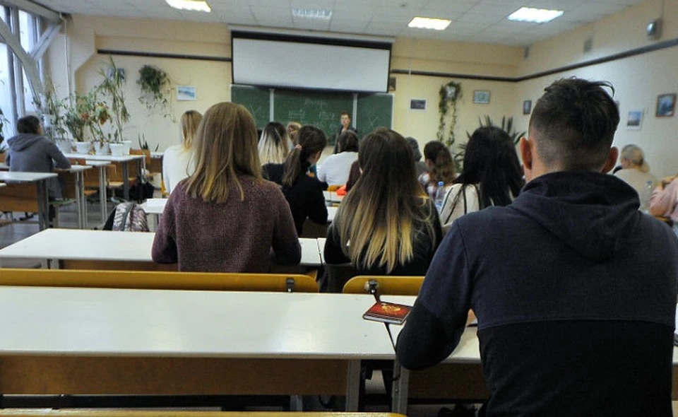 В преддверии выборов в нескольких городах резко увеличилось число молодых избирателей (фото иллюстративное).