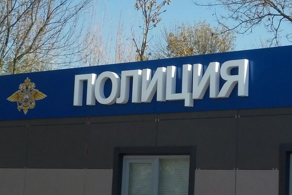 В Ростове накрыли склад с нелегальными духами