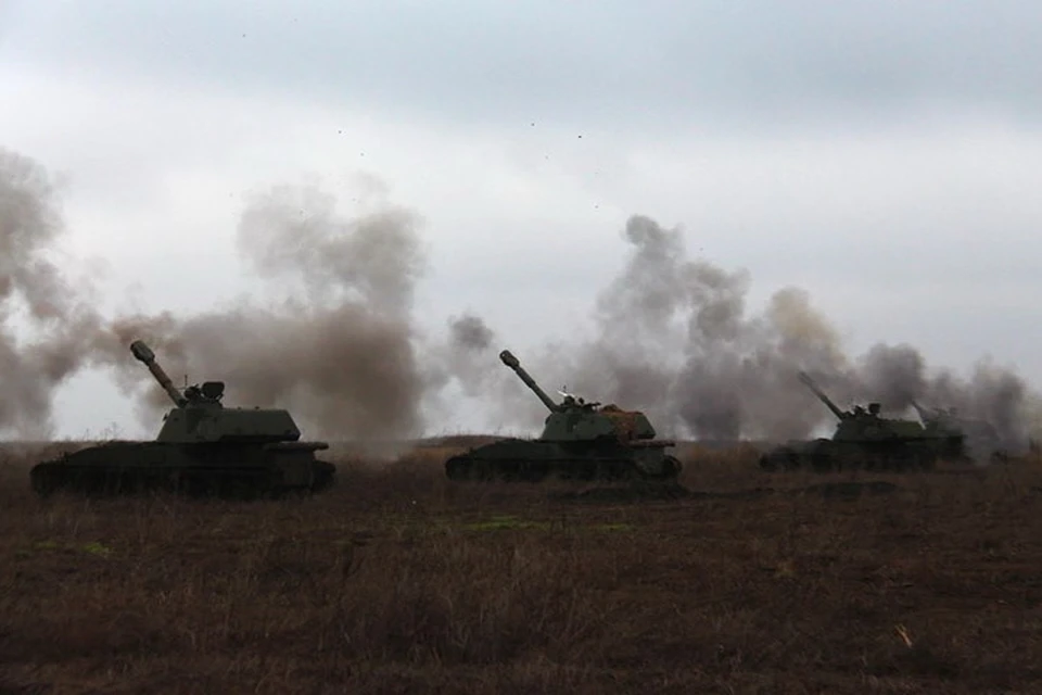 По поселкам ЛНР украинские военные стреляли из крупнокалиберной артиллерии. Фото: Пресс-центр штаба ООС