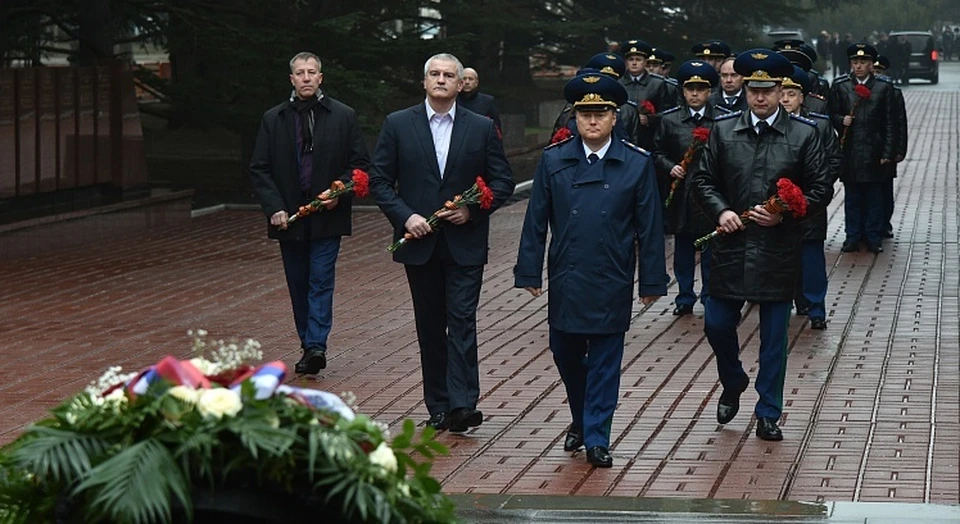 Генеральный прокурор прибыл в Крым. Фото: genproc.gov.ru