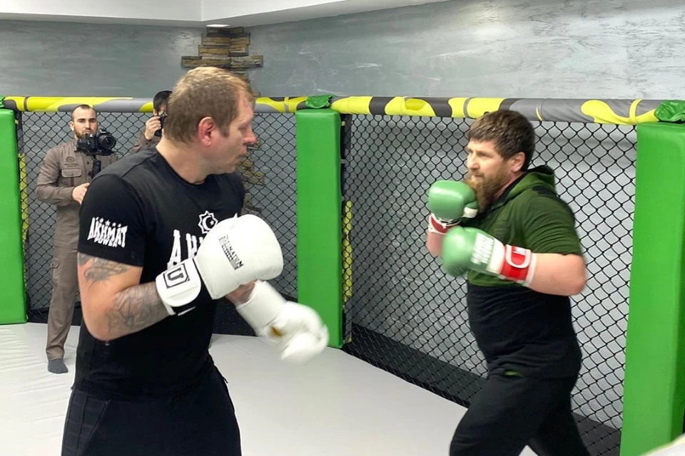 Рамзан Кадыров вышел в ринг против Александра Емельяненко