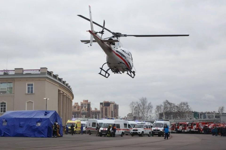 В больницу на вертолете: для госпитализации жительницы Кузбасса потребовалась санавиация