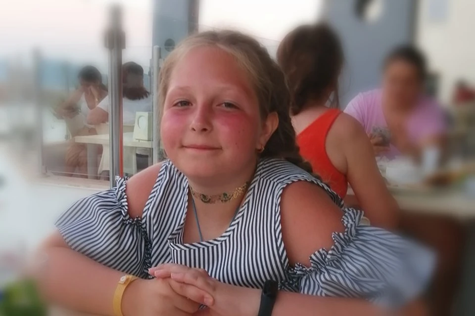 12-летняя Алиса Адамова погибла в Турции прошлым летом. Руку девочки затянуло в трубу во время купания в бассейне отеля.