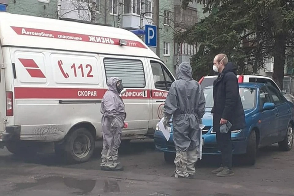 Пациента с пневмонией и подозрением на коронавирус госпитализируют в Калининскую ЦРБ. Фото: vk.com/"ЖЕНСКИЙ ВЗГЛЯД ТВЕРЬ | Семья Медицина Услуги"/Наталья Маркова
