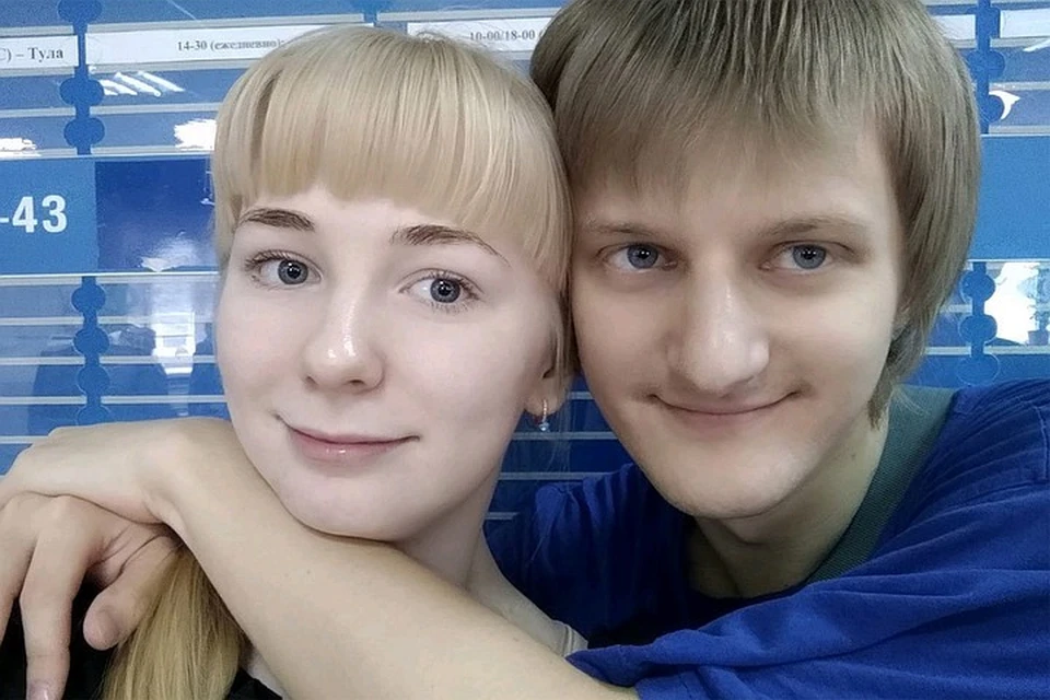 27-летний украинский шахматист был найден мёртвым в квартире на Кастанаевской улице на Западе Москвы. Вместе с ним нашли тело 18-летней студентки первого курса МГУ.
